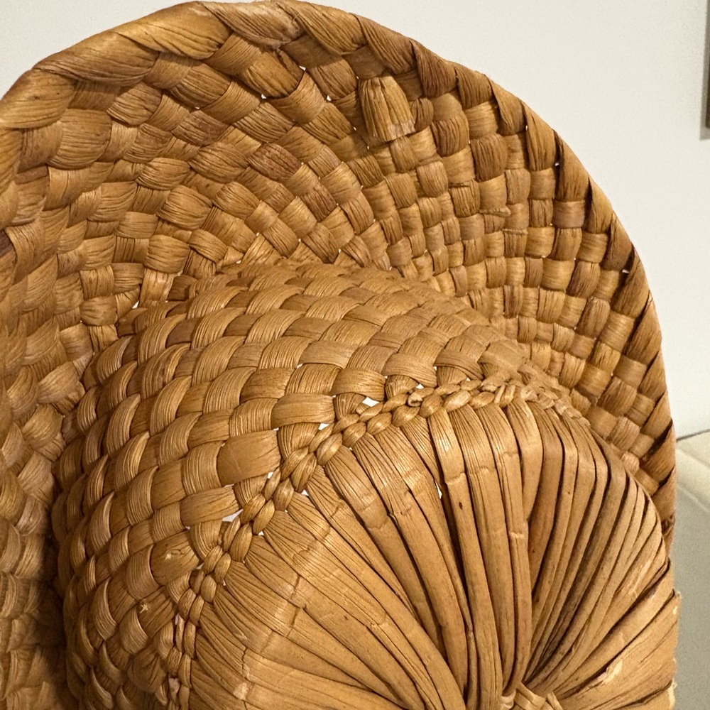 Handmade‎ Tan Woven Straw Hat - Picture 6 of 7